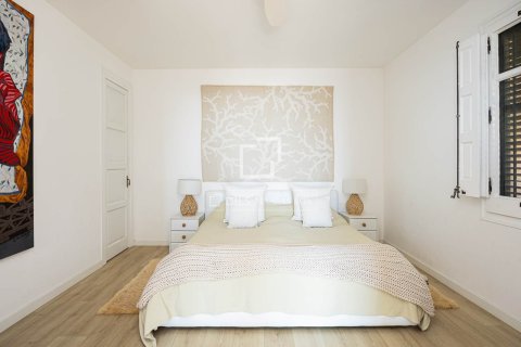 Apartamento de 3 dormitorios en alquiler en Barcelona, Cataluña, Spain № 7242 - foto 17