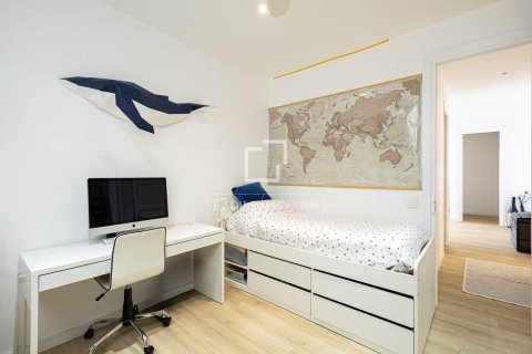 Apartamento de 3 dormitorios en alquiler en Barcelona, Cataluña, Spain № 7242 - foto 10