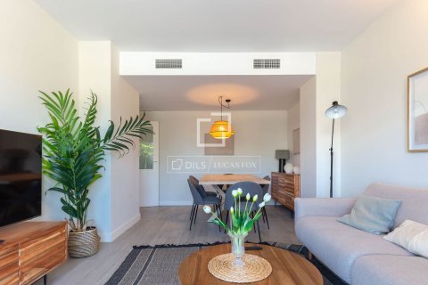 Apartamento de 3 dormitorios en alquiler en Sant Just Desvern, Barcelona, Cataluña, Spain № 7240 - foto 23