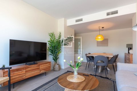 Apartamento de 3 dormitorios en alquiler en Sant Just Desvern, Barcelona, Cataluña, Spain № 7240 - foto 29