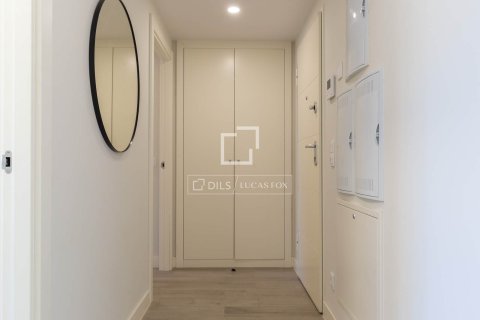 Apartamento de 3 dormitorios en alquiler en Sant Just Desvern, Barcelona, Cataluña, Spain № 7240 - foto 20