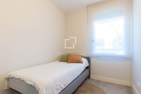 Apartamento de 3 dormitorios en alquiler en Sant Just Desvern, Barcelona, Cataluña, Spain № 7240 - foto 7
