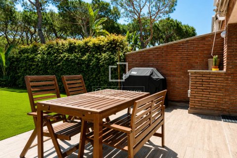 Villa de 4 dormitorios en alquiler en Gavà, Barcelona, Cataluña, Spain № 7239 - foto 10