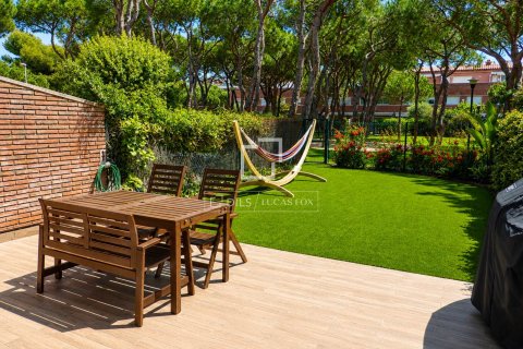 Villa de 4 dormitorios en alquiler en Gavà, Barcelona, Cataluña, Spain № 7239 - foto 11