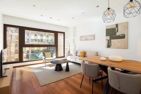 Apartamento de 2 dormitorios en alquiler en Barcelona, Cataluña, Spain № 7237
