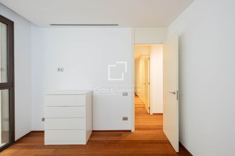 Apartamento de 2 dormitorios en alquiler en Barcelona, Cataluña, Spain № 7237 - foto 4