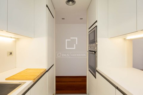 Apartamento de 2 dormitorios en alquiler en Barcelona, Cataluña, Spain № 7237 - foto 19