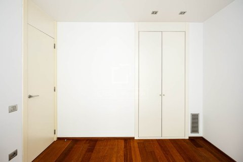 Apartamento de 2 dormitorios en alquiler en Barcelona, Cataluña, Spain № 7237 - foto 3