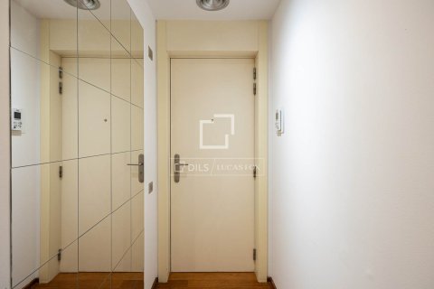 Apartamento de 2 dormitorios en alquiler en Barcelona, Cataluña, Spain № 7237 - foto 15
