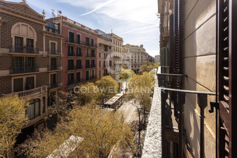 Купить квартиру в Барселона, Испания с 4 спальни, 203м², № 7984 - фото 7