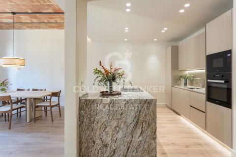 Купить квартиру в Барселона, Испания с 4 спальни, 203м², № 7984 - фото 18