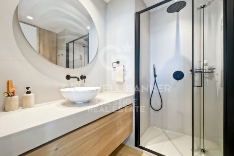 Купить квартиру в Барселона, Испания с 2 спальни, 81м², № 7982 - фото 12