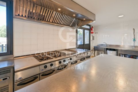 15 bedrooms house for sale in Llers, Girona, Catalonia, Spain № 5390 - photo 6