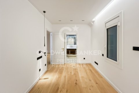 4 bedrooms apartment for sale in Barcelona, Catalonia, Spain № 5385 - photo 13