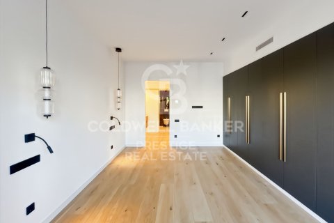 4 bedrooms apartment for sale in Barcelona, Catalonia, Spain № 5385 - photo 25