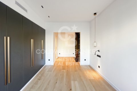4 bedrooms apartment for sale in Barcelona, Catalonia, Spain № 5385 - photo 18