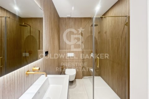 4 bedrooms apartment for sale in Barcelona, Catalonia, Spain № 5385 - photo 20