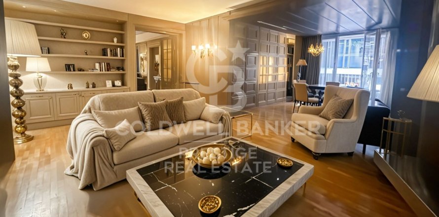 5 bedrooms apartment for sale in Barcelona, Catalonia, Spain № 5386