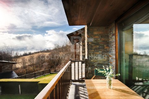 3 bedrooms duplex for sale in Girona, Catalonia, Spain № 5389 - photo 8