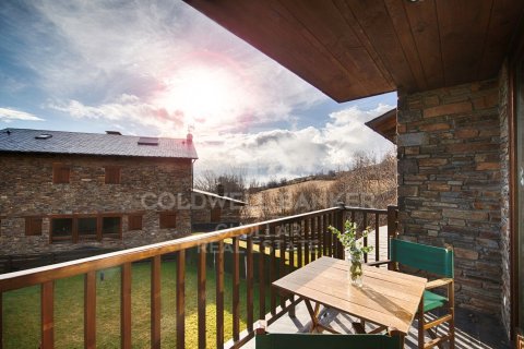 3 bedrooms duplex for sale in Girona, Catalonia, Spain № 5389 - photo 10