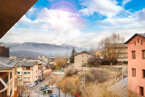 Дом с 4 спальнями в Героне, Каталония, Испания № 5388