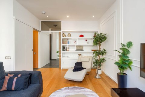 Купить квартиру в Барселона, Испания с 2 спальни, 82м², № 6258 - фото 9
