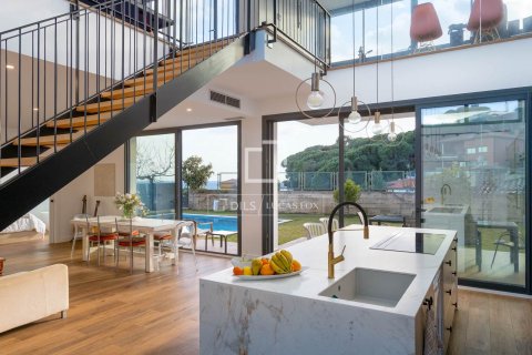 Купить виллу в Премия де Дальт, Испания с 6 спален, 382м², № 6259 - фото 19