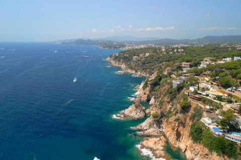 3 bedrooms house for sale in Lloret de Mar, Girona, Catalonia, Spain № 6254 - photo 2