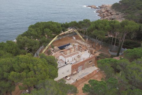 3 bedrooms house for sale in Lloret de Mar, Girona, Catalonia, Spain № 6254 - photo 4