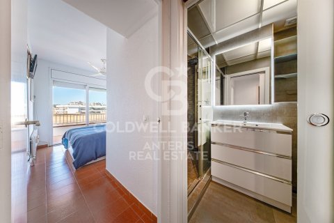 Купить квартиру в Льорет-де-Мар, Испания с 2 спальни, 90м², № 7927 - фото 4