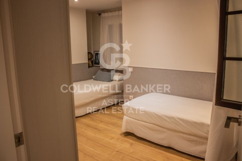 Купить триплекс в Барселона, Испания с 2 спальни, 101м², № 7922 - фото 12