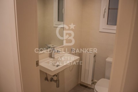 Купить триплекс в Барселона, Испания с 2 спальни, 101м², № 7922 - фото 11