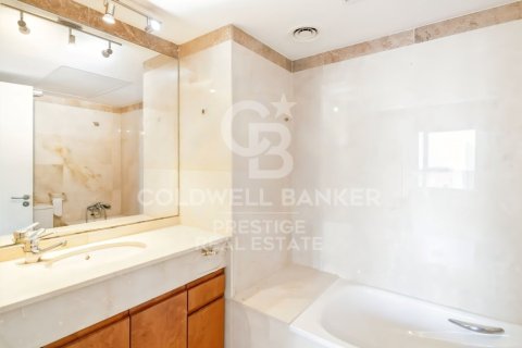 Купить квартиру в Барселона, Испания с 4 спальни, 141м², № 7818 - фото 4