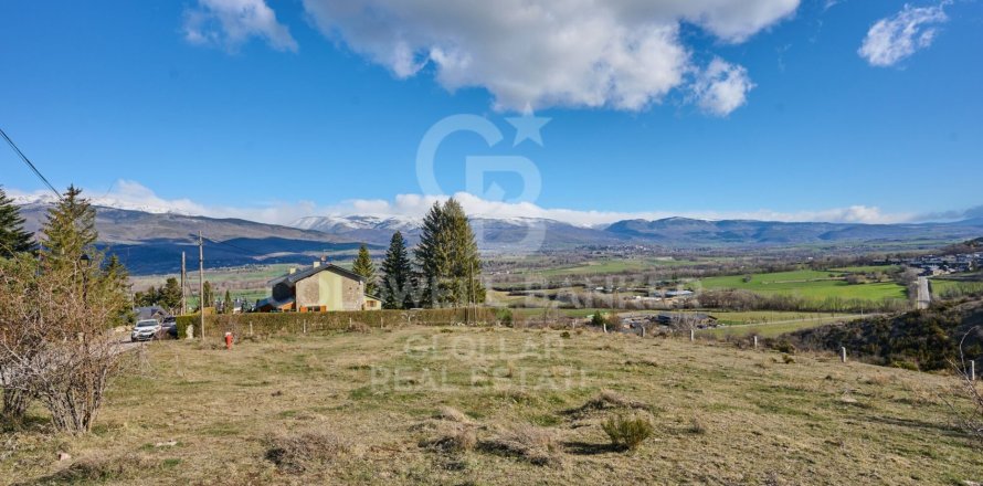 1450 sq.m. land plot for sale in Girona, Catalonia, Spain № 7817
