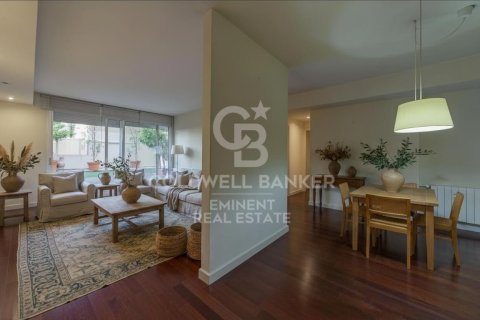 Купить квартиру в Барселона, Испания с 3 спальни, 97м², № 7819 - фото 25