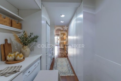 Купить квартиру в Барселона, Испания с 3 спальни, 97м², № 7819 - фото 23