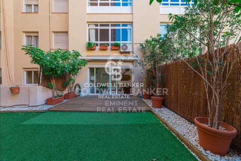 Купить квартиру в Барселона, Испания с 3 спальни, 97м², № 7819 - фото 7