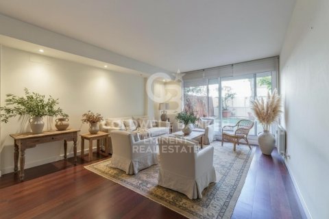 Купить квартиру в Барселона, Испания с 3 спальни, 97м², № 7819 - фото 30