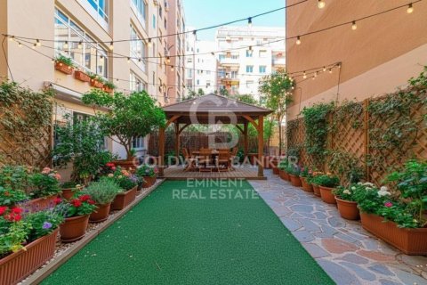 Купить квартиру в Барселона, Испания с 3 спальни, 97м², № 7819 - фото 27