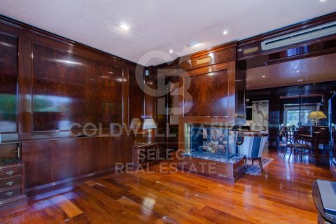 Купить дом в Серданьола-дель-Вальес, Испания с 6 спален, 1003м², № 7977 - фото 3