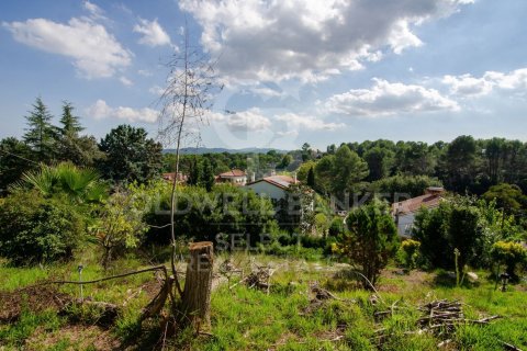 Купить земельный участок в Серданьола-дель-Вальес, Испания 1001м², № 7976 - фото 11