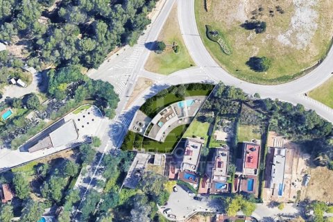 Купить земельный участок в Серданьола-дель-Вальес, Испания 1000м², № 7971 - фото 3