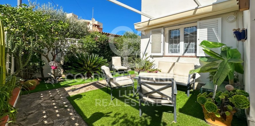 4 bedrooms house for sale in L'Escala, Girona, Catalonia, Spain № 5567