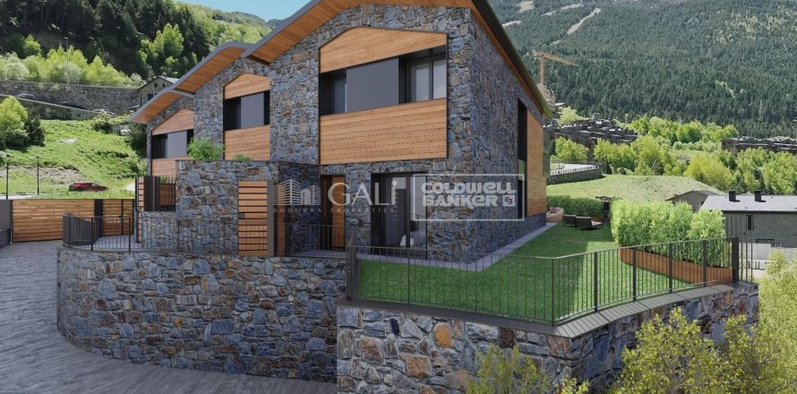 3 bedrooms house for sale in Principado De Andorra (Ninguna Poblacion Tiene C.P.), Lleida, Catalonia, Spain № 5573