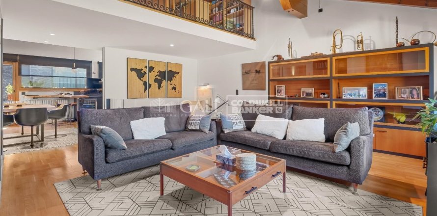 3 bedrooms penthouse for sale in Principado De Andorra (Ninguna Poblacion Tiene C.P.), Lleida, Catalonia, Spain № 5570