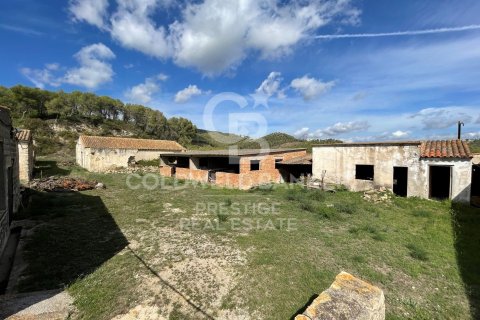 18 bedrooms house for sale in Vilanova i la Geltru, Barcelona, Catalonia, Spain № 6078 - photo 11