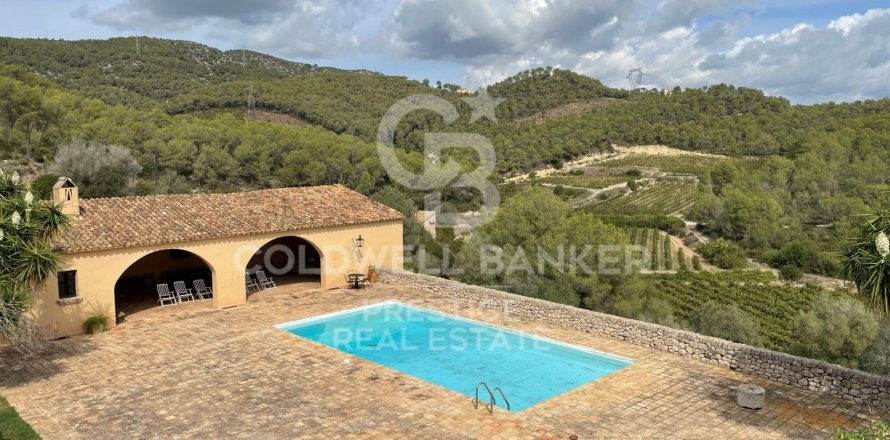 18 bedrooms house for sale in Vilanova i la Geltru, Barcelona, Catalonia, Spain № 6078