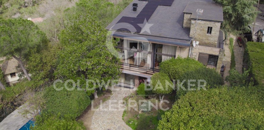 6 bedrooms house for sale in Barcelona, Catalonia, Spain № 6083