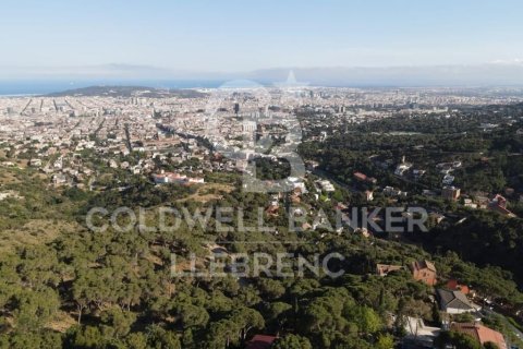 Земельный участок 1012м² в Барселоне, Каталония, Испания № 6082