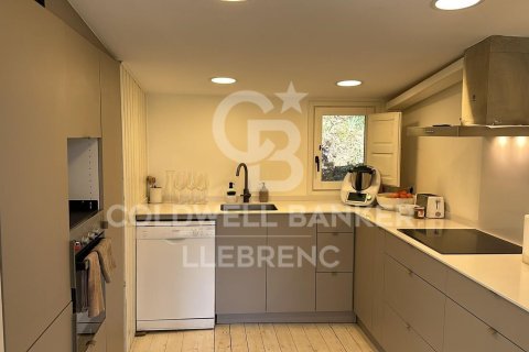 Купить земельный участок в Барселона, Испания 1012м², № 6082 - фото 11